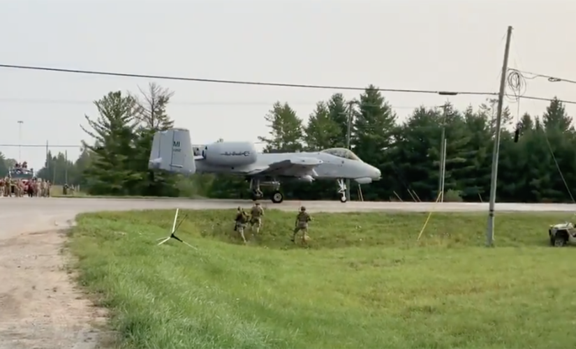 Michigan Air National Guard lands jets, takes off from US highway in military first