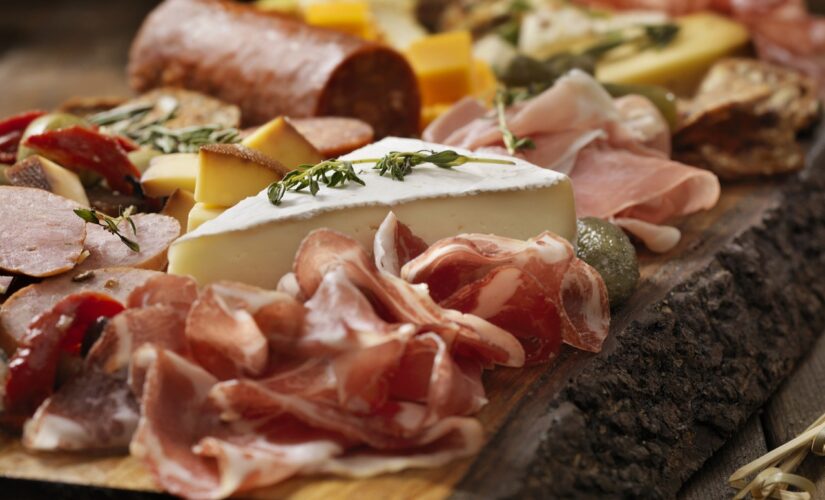 Salmonella outbreaks linked to Italian-style meats sickens dozens: CDC