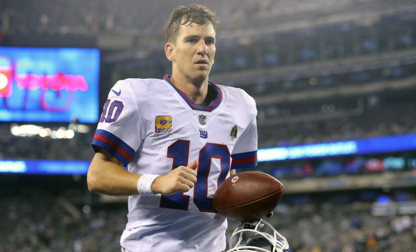 Eli Manning flips double bird live on MNF while recalling ruthless Eagles’ fans