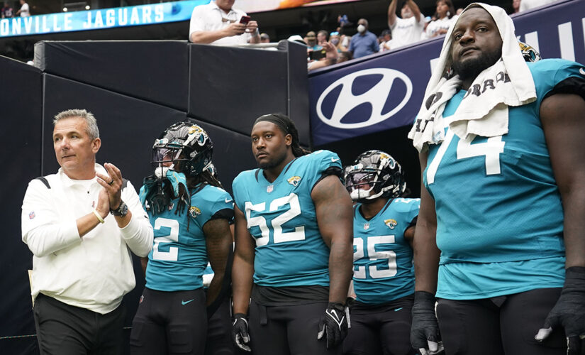 Urban Meyer pleads with Jaguars fans to ‘hang in there’ after Broncos loss