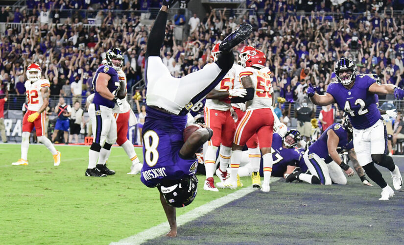 Ravens’ Lamar Jackson leads major victory over Chiefs, snaps Patrick Mahomes’ September win streak