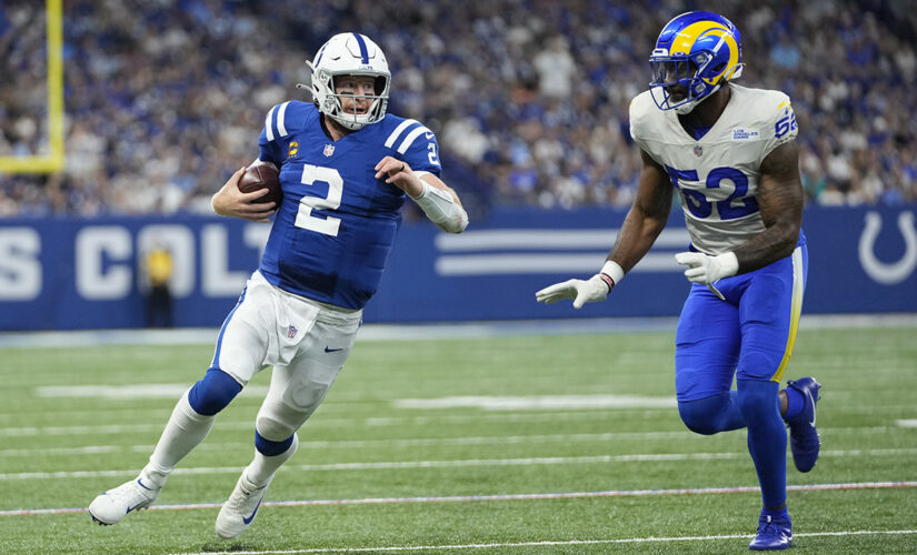 Colts’ Carson Wentz suffered 2 sprained ankles vs. Rams, status for Week 3 in jeopardy