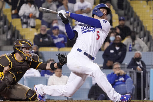 Dodgers slam 4 HRs in 8th for 11-9 comeback win over Padres