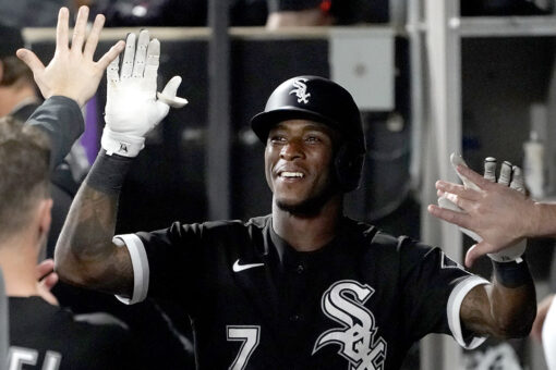 White Sox SS Tim Anderson suspended for contact with umpire