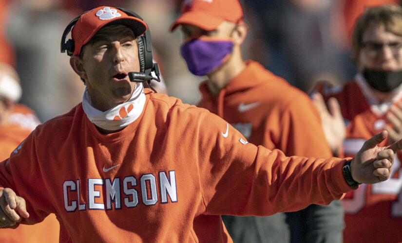No 3 Clemson kicks off Uiagalelei era vs No 5 Georgia