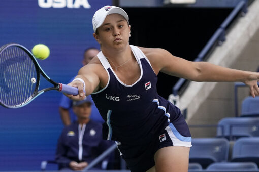No. 1 Barty, top US Open women win easily after Ida delays