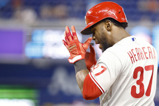 Herrera hits RBI single in 10th, Phils avoid sweep in Miami