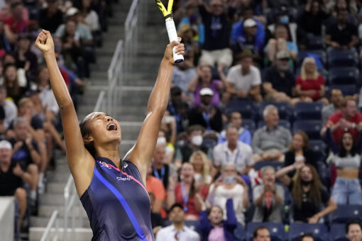 Fernandez, 18, beats Kerber at US Open to follow Osaka upset