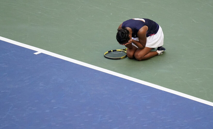 Canadian teen Fernandez into US Open semis with fans’ help