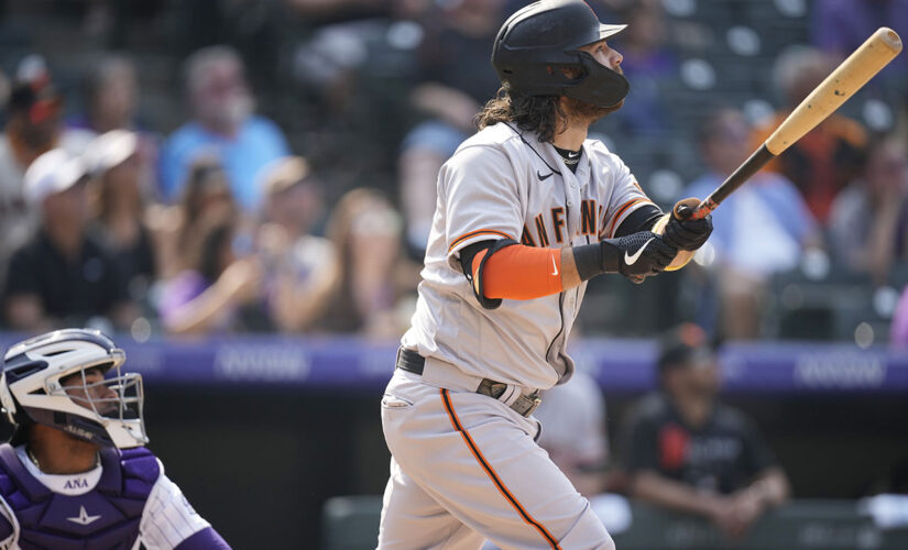 Giants get 4 in 9th to beat Rockies; 1st team with 90 wins