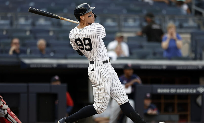 Judge, Sánchez rally Yanks from 5-run deficit over Twins 6-5