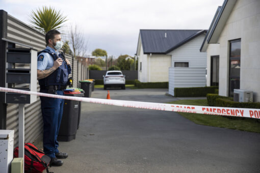 Deranged New Zealand mom kills 3 daughters in South Africa