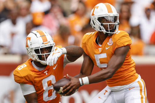 Hooker in on 4 TDs, leads Tennessee to easy win, 56-0