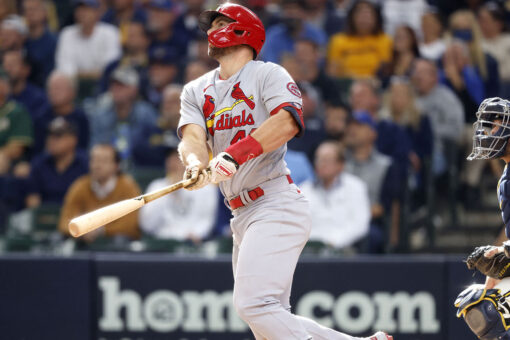 Goldschmidt homers twice, Cards beat Brewers for 12th in row