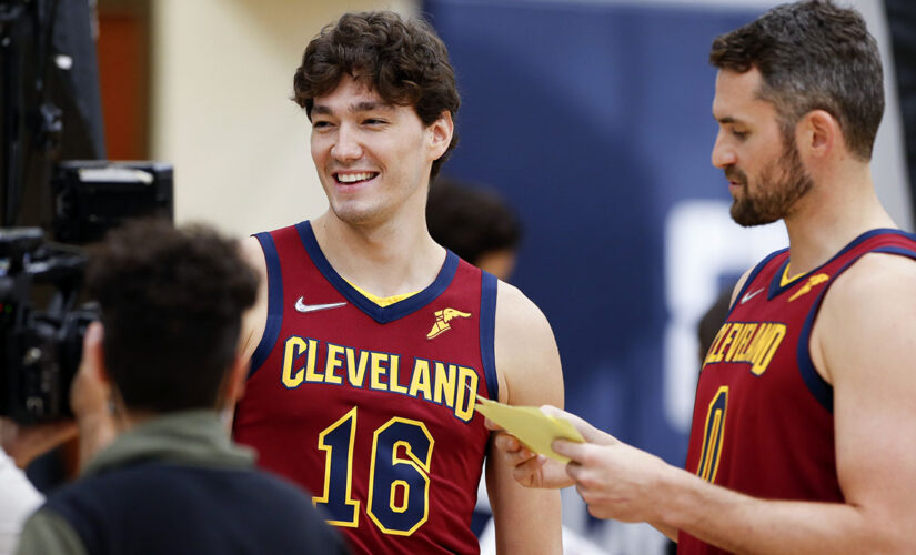 Love, Cavaliers looking forward as training camp opens