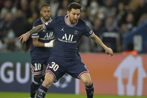 Lionel Messi scores first goal for Paris Saint-Germain in Champions League victory over Manchester City