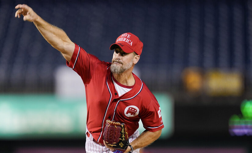 GOP rep hits out-of-the-park home run in Congressional Baseball Game