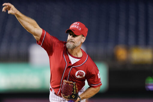 GOP rep hits out-of-the-park home run in Congressional Baseball Game