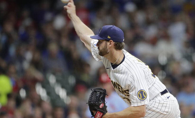 Houser pitches 3-hitter for 1st pro shutout, Brews top Cards