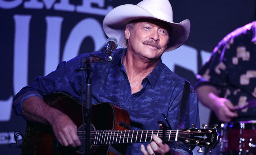 Country star Alan Jackson opens up about health woes in rare interview: ‘I’m stumbling around stage now’