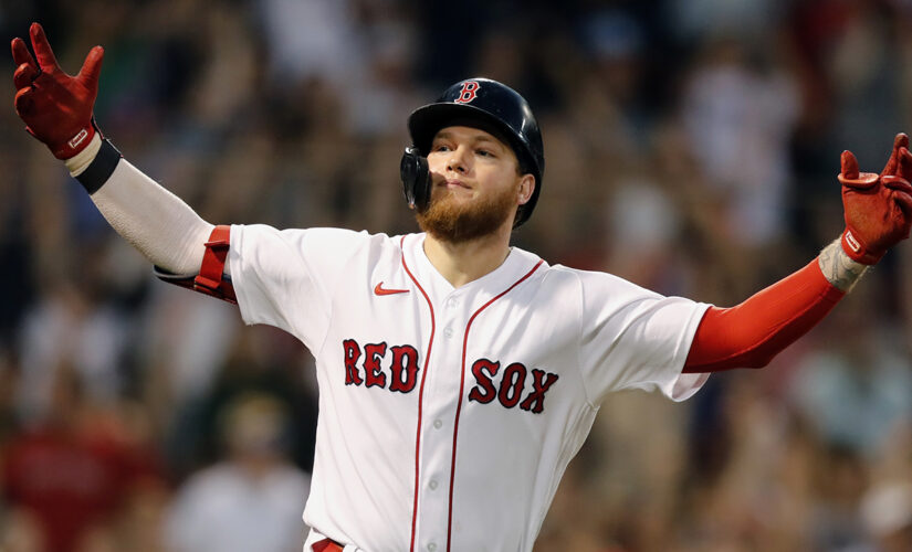 Verdugo’s RBI single in bottom of 9th lifts Bosox past Tribe