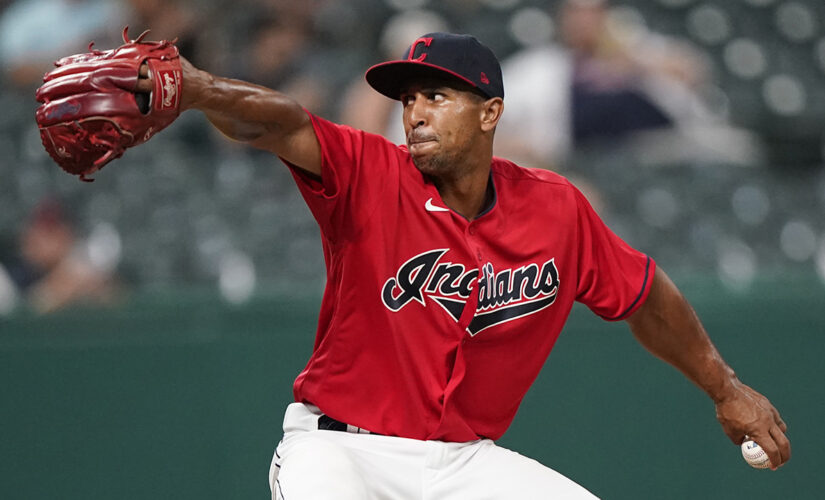 Former OF Gose flashes 100 mph heat for Indians, fans Perez