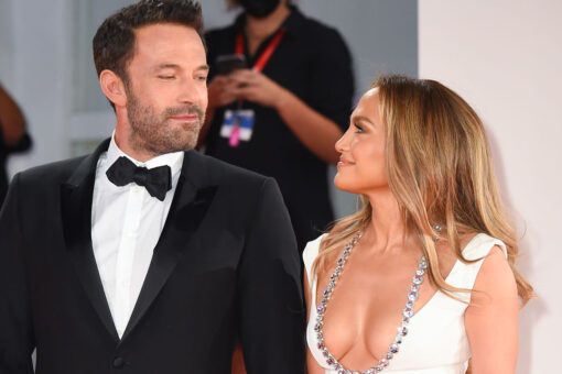Ben Affleck protects Jennifer Lopez by physically holding back a fan who tried too hard to get a selfie