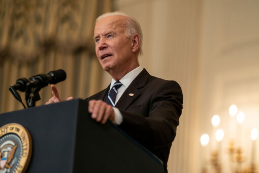 Axios panics about GOP ‘uprising’ over Biden’s vaccine mandate not seen in ‘decades’, ignores 2020 BLM riots