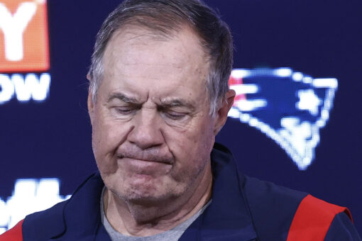 Patriots’ Bill Belichick still averse to ‘irrelevant’ social media despite young roster