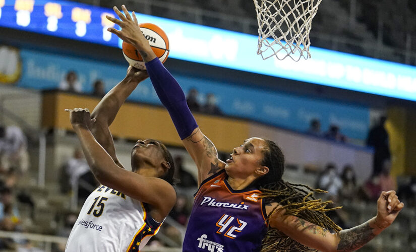 Mercury hold off Fever’s late rally, win 9th straight, 86-81