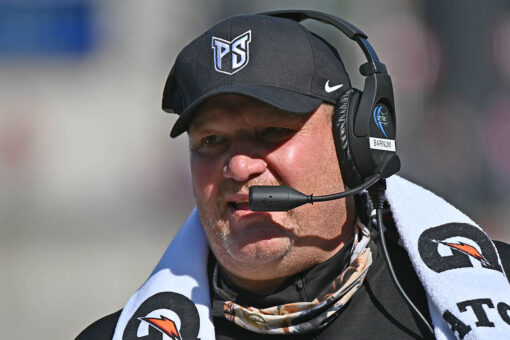 Portland State football coach offers to buy you a beer if you come watch his team