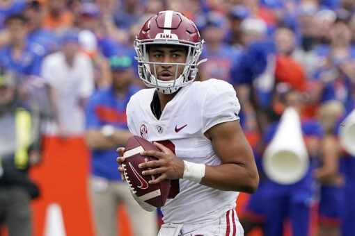 Young holds up, No. 1 Alabama holds off No. 11 Florida 31-29