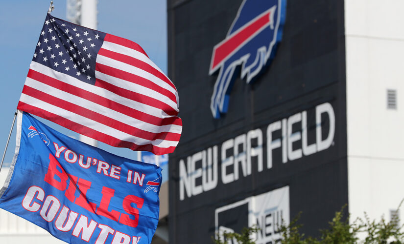 Instagram star’s attempt to smash Bills tailgate table doesn’t go well