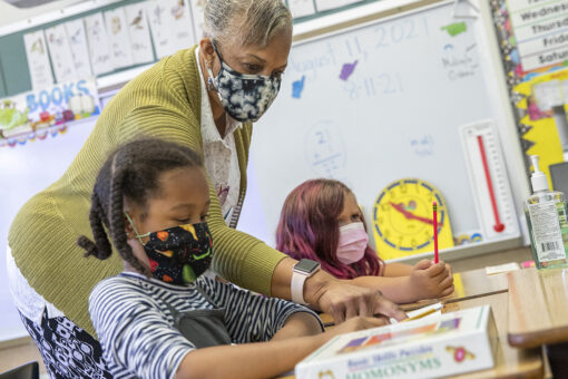 LA school district enrollment drops by 27,000 students amid COVID vaccine mandates for teachers, kids over 12