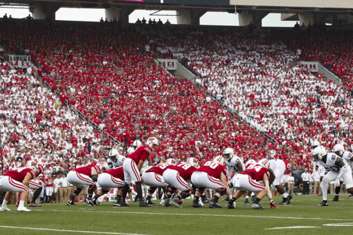 Wisconsin fans go wild as ‘Jump Around’ blares at Camp Randall: ‘Best tradition in college football’