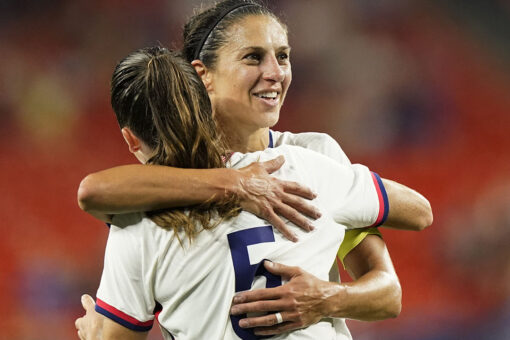 Carli Lloyd, US women’s soccer dominate Paraguay as star’s career winds down