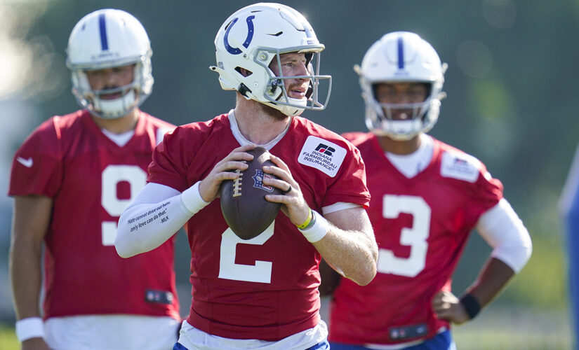 Colts activate QB Wentz, WR Pascal and C Kelly from COVID list