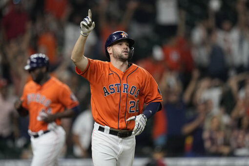 Diamondbacks lose 100th of season, fall 4-3 to Astros