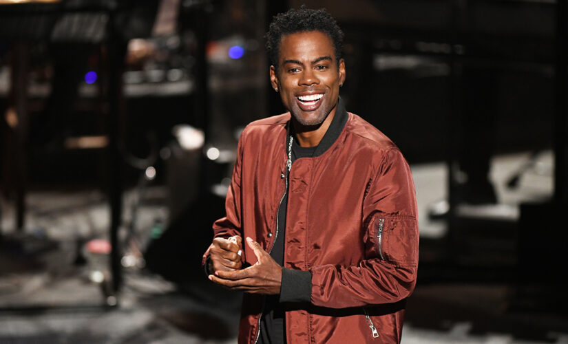 Chris Rock announces he has a breakthrough coronavirus case, urges followers to get vaccinated