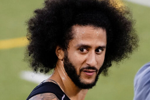 Ex-Cowboys star Dez Bryant takes shot at Colin Kaepernick