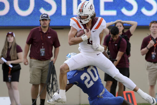 No. 19 Virginia Tech beats Middle Tennessee 35-14