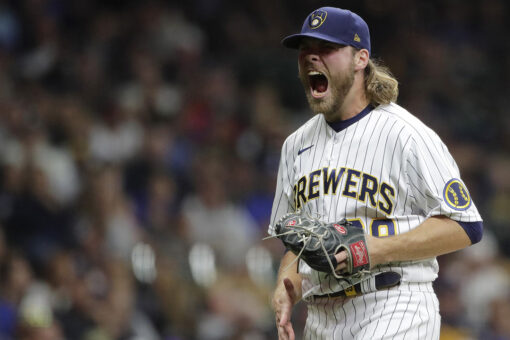 Brewers on brink of NL Central title after Burnes beats Mets