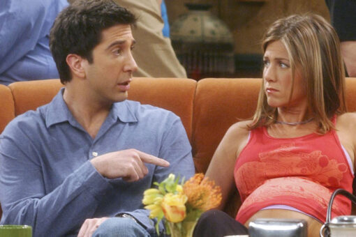 Jennifer Aniston reveals the text messages she received following David Schwimmer dating rumors