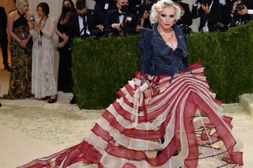 Debbie Harry wears patriotic dress at Met Gala 2021 to honor ‘American Independence’ theme
