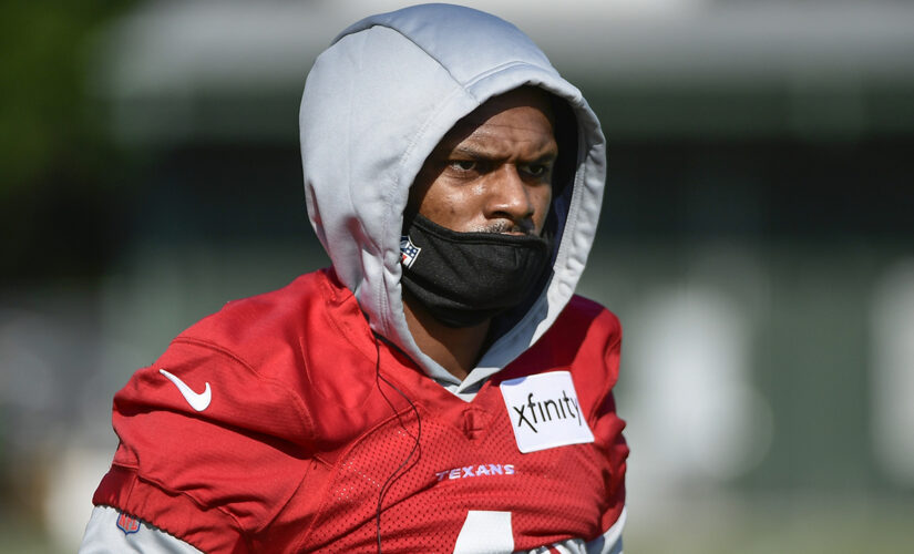Deshaun Watson still trying to force trade