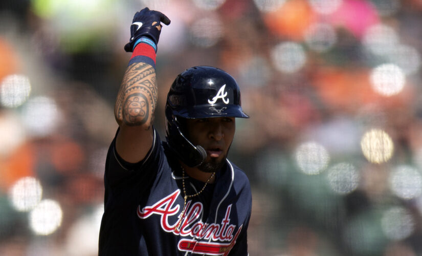 Rosario hits for cycle, leads Fried, Braves over Giants 3-0