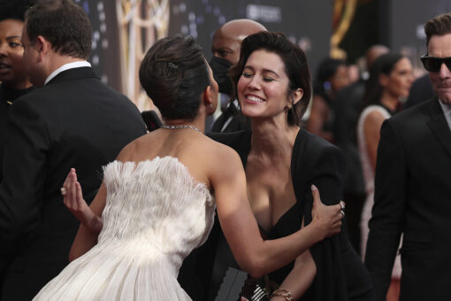 Emmy viewers call out celebs for not wearing masks, social distancing at 2021 show