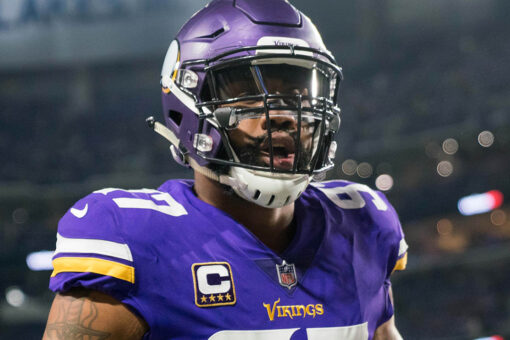 Vikings’ Everson Griffen out with concussion after swerving car to miss deer