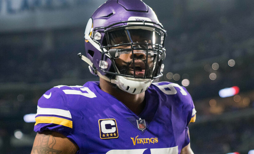 Vikings’ Everson Griffen out with concussion after swerving car to miss deer