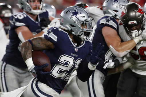 Cowboys’ Ezekiel Elliott being underutilized in first half draws ire from NFL fans